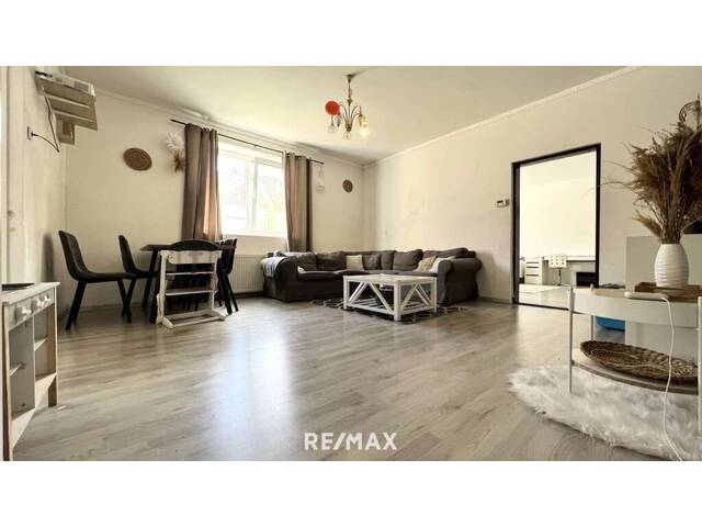 Immobilie in Hundsheim - Einfamilienhaus mit zwei separaten Wohneinheiten - Bild 0