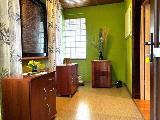 Immobilie in Bad Radkersburg - Ehemaliger Bauernhof, Bauernhaus, Ferienappartements, Nebengebäude, ruhige Ortslage - Bild 2