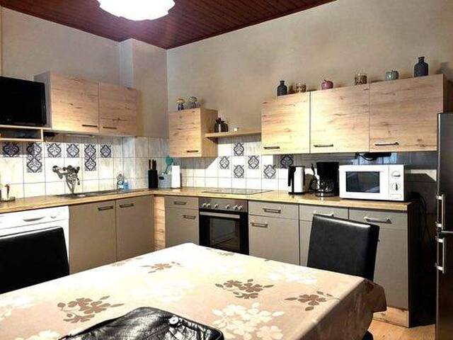 Immobilie in Bad Radkersburg - Ehemaliger Bauernhof, Bauernhaus, Ferienappartements, Nebengebäude, ruhige Ortslage - Bild 4