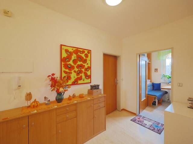 Immobilie in Brunn am Gebirge - Großzügige 3-Zimmer-Eigentumswohnung mit Loggia - ca. 95 m² Nutzfläche in Brunn am Gebirge! - Bild 1