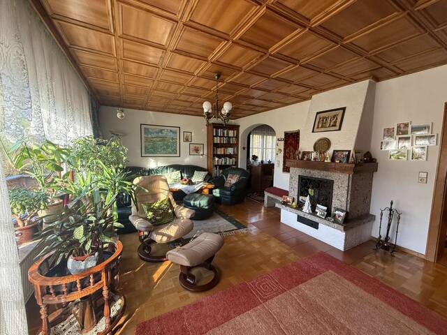 Immobilie in Puch bei Hallein - Natur & Infrastruktur: 800 m² Grund mit Familienhaus - Bild 3