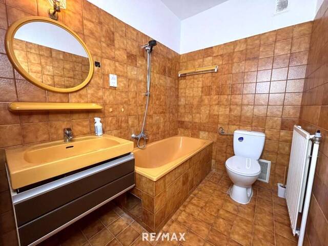 Immobilie in Hollabrunn - Charmante 1-Zimmer-Wohnung mit separater Küche und Blick auf den grünen Innenhof in Hollabrunn - Bild 4