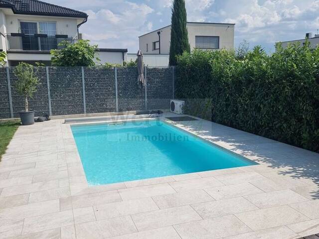 Immobilie in Günselsdorf - Modernes Einfamilienhaus in Grünruhelage mit Garten & Pool zu verkaufen! - Bild 3