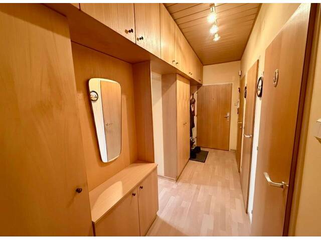 Immobilie in Retz - Charmante 2-Zimmer-Erdgeschosswohnung in zentraler Lage von Retz! - Bild 1