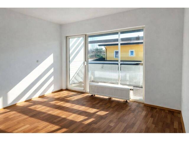 Immobilie in Gralla - Perfekte 2-Zimmer-Wohnung mit Balkon, Carport & Fernwärme – ruhig wohnen in Gralla nahe Leibnitz! Wohnung eignet sich auch idel als WErtanlage zur Vermietung. - Bild 0