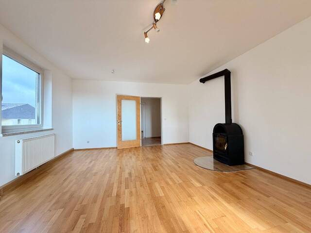 Immobilie in Haidershofen - Helle Eigentumswohnung mit Loggia in ruhiger Zentrumslage von Haidershofen - Bild 2