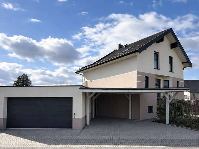 Immobilie in Reisenberg - Lichtdurchfluteter Wohnraum und moderne Technik in ruhiger Lage .. - Bild 0