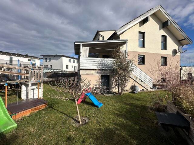 Immobilie in Reisenberg - Lichtdurchfluteter Wohnraum und moderne Technik in ruhiger Lage .. - Bild 1