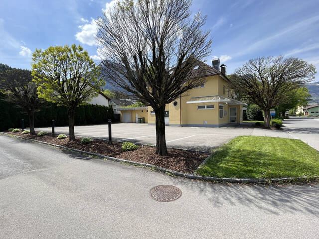 Immobilie in Bludenz - Gelegenheit / Gastlokal mit Gastgarten und 3 Wohneinheiten mit großem Grundstück - Bild 2