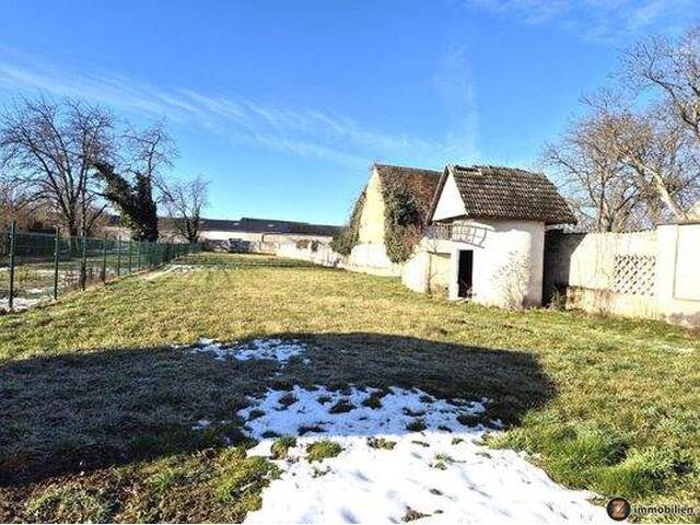 Immobilie in Unterloisdorf - Interessante Liegenschaft mit 2 modernen Wohnungen, Innenhof und großer Halle! - Bild 1