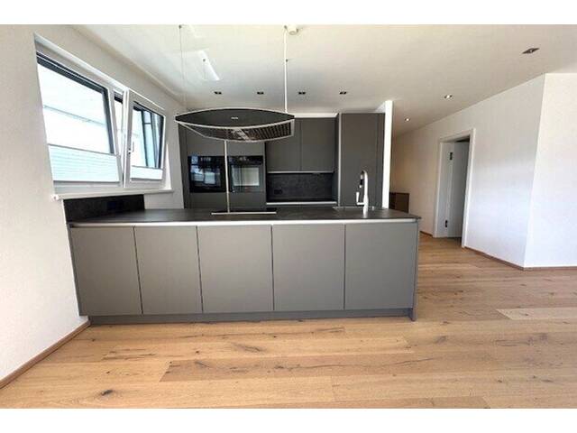 Immobilie in Mils - Sofortbezug! Neuwertige 3-4 Zimmer Dachgeschosswohnung mit sonniger Süd-Terrasse in Mils - Bild 4