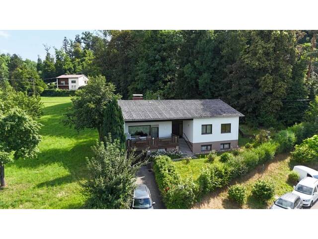 Immobilie in Feldkirchen an der Donau - Großzügiges Grundstück mit sehr gepflegtem Haus und vielen Möglichkeiten - Bild 2