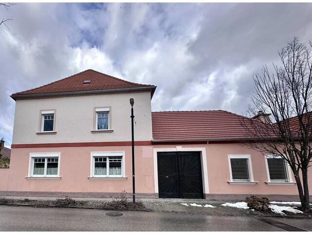 Immobilie in Wimpassing an der Leitha - Historische Altbauvilla trifft auf modernen Luxus! - Bild 0