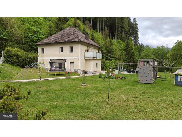 Immobilie in Labientschach - Wohnhaus in Labientschach: Gepflegtes 5-Zimmer-Domizil mit Balkon und Garage, großes Grundstück! - Bild 0