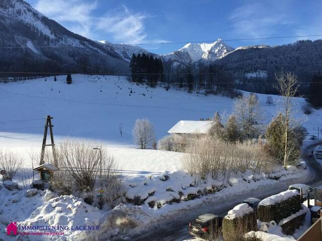 Immobilie in Bad Ischl - Ihre Wohnung in Bad Ischl mit Loggia und herrlichem Ausblick - Bild 2