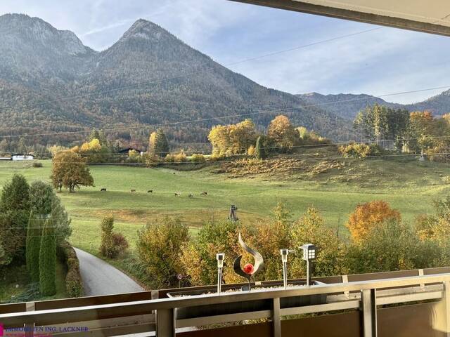 Immobilie in Bad Ischl - Ihre Wohnung in Bad Ischl mit Loggia und herrlichem Ausblick - Bild 1
