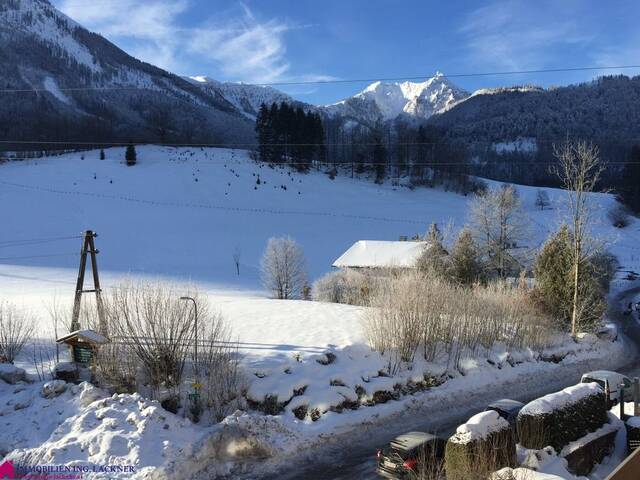 Immobilie in Bad Ischl - Ihre Wohnung in Bad Ischl mit Loggia und herrlichem Ausblick - Bild 2