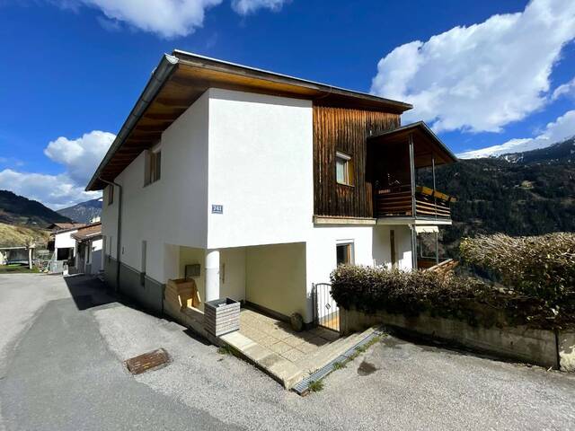 Immobilie in Wenns - Vermietete 4-Zimmer Wohnung mit Reihenhauscharakter / Wenns - Bild 1