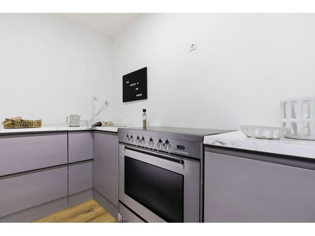 Immobilie in Traun - Wunderschöne 3 Zimmerwohnung mit Sonnen-Loggia & Tiefgarage in idyllischer Ruhelage Nähe Oedtsee - Bild 2