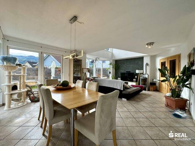 Immobilie in Gaißau - Familientraum: Schönes Einfamilienhaus mit Pool in ruhiger Lage - Bild 1