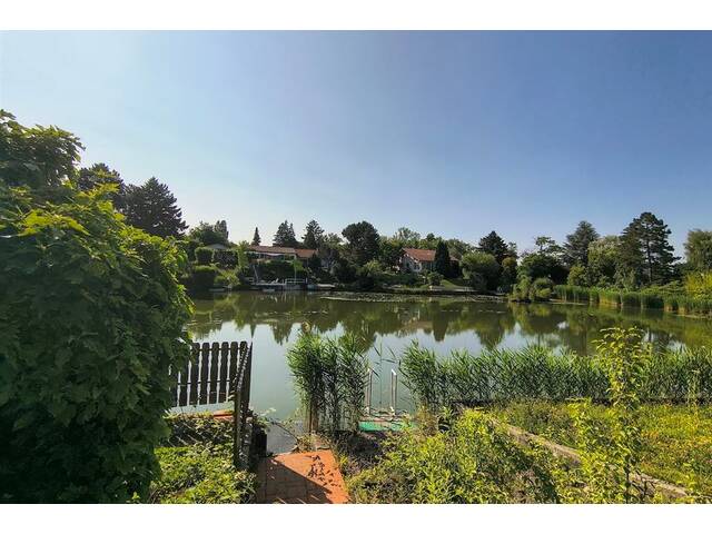 Immobilie in Steinbrunn - 7035 Steinbrunn: Ferienhaus mit Seezugang - Nur 45 Minuten von Wien - Bild 3