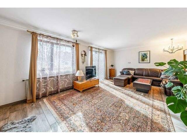 Immobilie in St. Pantaleon - GEPFLEGTER BUNGALOW MIT AUSGEBAUTEM KELLER IN ST. PANTALEON - Bild 1