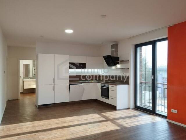 Immobilie in Wolfsthal - Sonnige 3-Zimmer-DG-Wohnung mit Balkon & Parkplatz nahe Hainburg und Bratislava - Bild 1