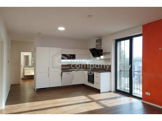 Immobilie in Wolfsthal - Sonnige 3-Zimmer-DG-Wohnung mit Balkon & Parkplatz nahe Hainburg und Bratislava - Bild 4