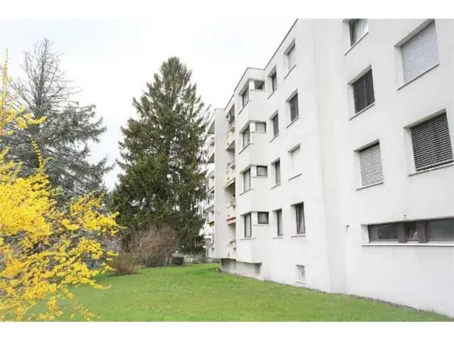 Immobilie in Höchst - Attraktive 4-Zimmer-Wohnung mit Balkon in zentraler Lage von Höchst - Bild 3