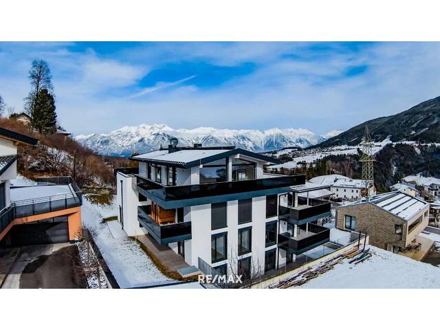 Immobilie in Schönberg im Stubaital - Erstbezug: 360°-Bergpanorama auf ca. 136 m² Dachterrasse – Wohnen auf höchstem Niveau im Penthouse der Superlative - Bild 2