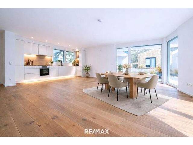 Immobilie in Schönberg im Stubaital - 15 Minuten von Innsbruck: Prächtige 3-Zimmer-Neubauwohnung mit 90 m² großem Garten und Terrasse - Bild 0