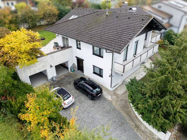 Immobilie in Neuhofen an der Krems - Großzügiges Familienhaus mit Einliegerwohnung, Garten & Kamin! - Bild 0