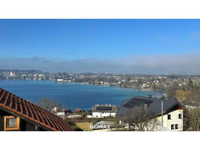 Immobilie in Schörfling - Wohnhaus mit Seezugang in Ruhelage - Bild 1