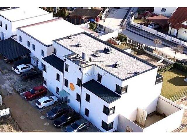 Immobilie in Teesdorf - Dachgeschosswohnung in Niedrigenergiebauweise und 23m² Terrasse mit spektakulärem Fernblick. - Bild 4