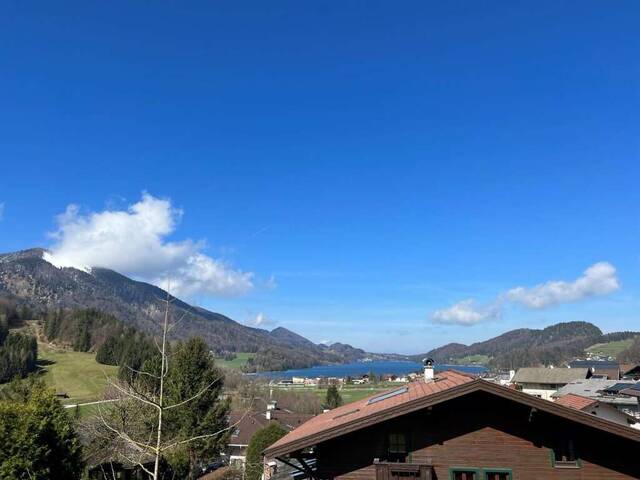 Immobilie in Fuschl am See - Großzügiges Einfamilienhaus mit gepflegtem Garten in Fuschl am See zu verkaufen - Bild 2