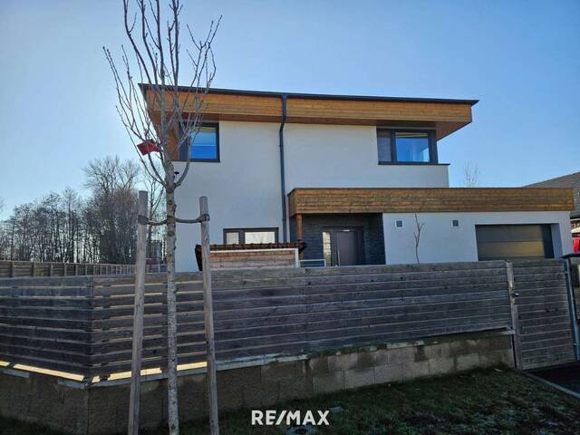 Immobilie in Laa an der Thaya - Lichtdurchflutetes Haus mit viel Platz! - Bild 0