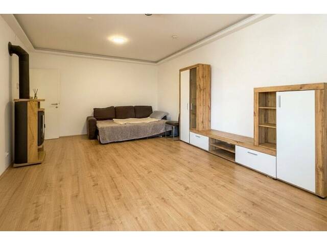 Immobilie in Schwechat - Charmanter Familientraum - komplett sanierte Eigentumswohnung in zentraler Lage in Schwechat - Bild 4