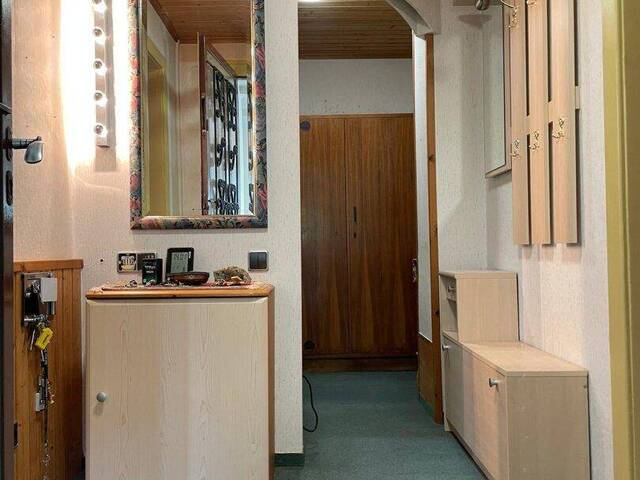 Immobilie in Hausbrunn - Ruhig gelegenes Haus mit Aussicht über Hausbrunn - für nur 94.500,- - Bild 3