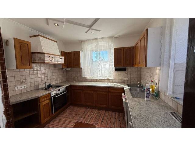 Immobilie in Fürstenfeld - Modernisiertes Haus mit Nebengebäude im Dreikanthof-Stil! Sonniger und ebener Eigengrund - Bild 4