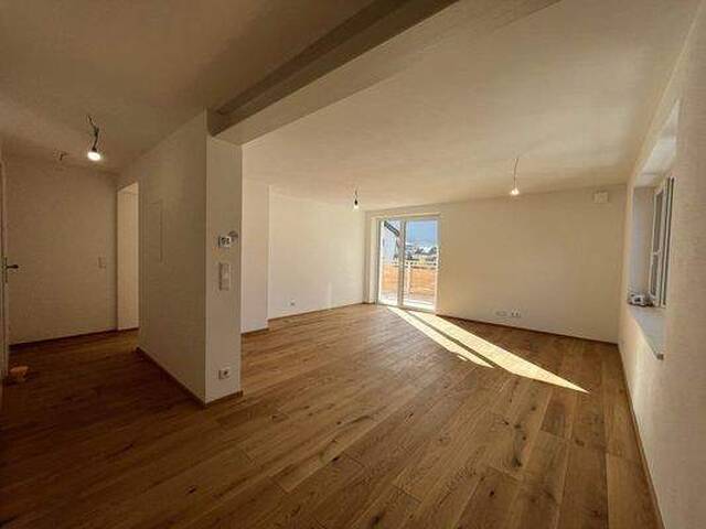 Immobilie in Großgmain - Großgmain: 3-Zimmer-Neubauwohnung mit zwei Bädern und zwei Balkonen! - Bild 0