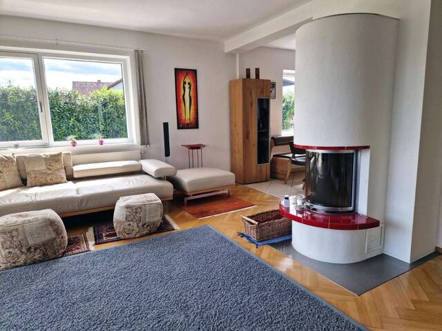 Immobilie in Hart bei Graz - Hart bei Graz - Lichtdurchflutetes Wohlfühlhaus mit Wintergarten und Pool - Bild 1