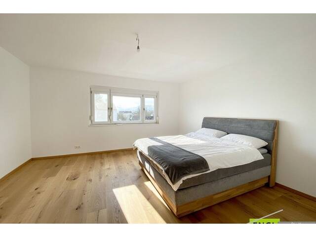 Immobilie in Maria-Lanzendorf - Hochwertig renovierte 3 Zimmerwohnung im modernen Design inclusive KFZ Stellplatz und attraktivem Gemeinschaftsgarten - Bild 3