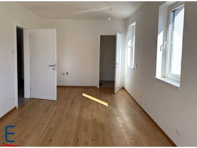 Immobilie in Moosburg - Sonnendurchflutete EIGENTUMSWOHNUNG- ERSTBEZUG in Moosburg zu kaufen - Bild 3