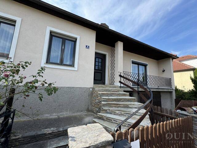 Immobilie in Bernstein - Traumhaftes Einfamilienhaus in Bernstein - Perfektes Zuhause zum Wohlfühlen! - Bild 1