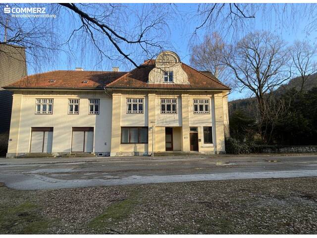 Immobilie in Reichenau an der Rax - Zinshaus mit Charme - Bild 0