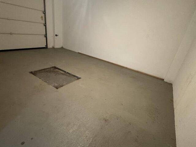 Immobilie in Michelhausen - Miethaus mit 2 neuwertigen Wohnungen im OG und 2 großen Garagen sowie Abstellräumen ebenerdig - Bild 2