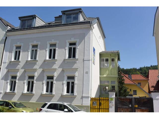 Immobilie in Waidhofen an der Ybbs - Gründerzeithaus mit Garten und Stellplatz - Bild 0