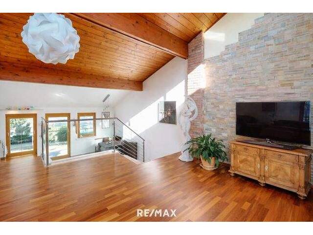 Immobilie in Weerberg - Attraktive Doppelhaushälfte mit Aussicht - Bild 1