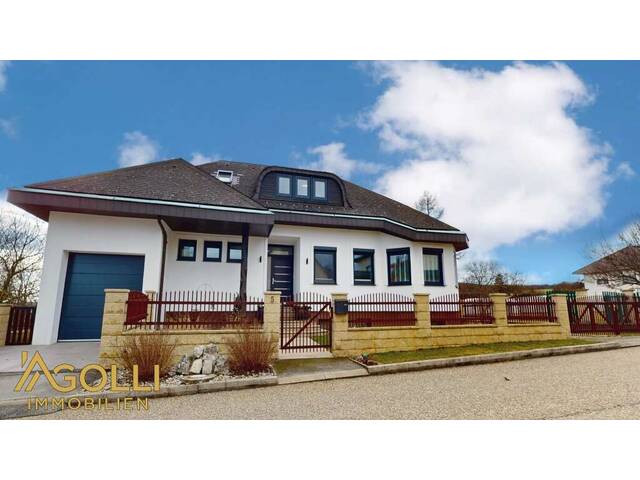 Immobilie in Edelstal - Liebevoll saniertes Einfamilienhaus mit 1.688 m² Grundstück & großer Halle - ein echtes Unikat! - Bild 0