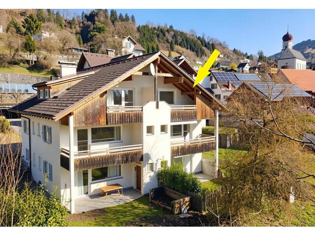 Immobilie in Thüringen - 2-Zimmer-Dachgeschoßwohnung mit wunderbarer Fernsicht - Bild 0